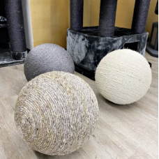 Gigantic Sisal Wrapped Cat Scratch and Play Ball